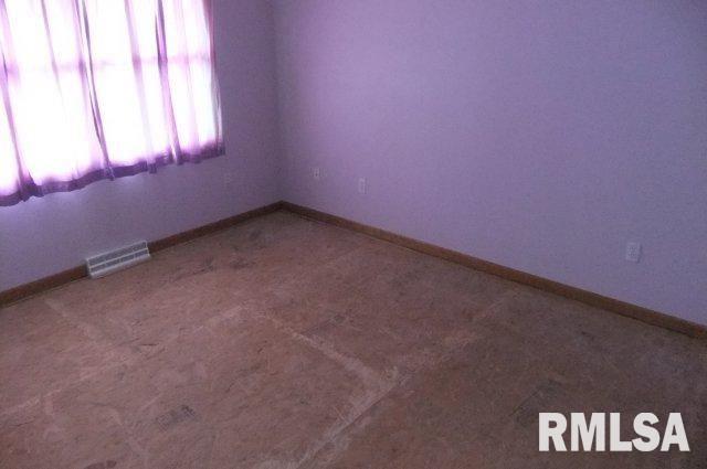 11345 Devils Creek Road Blue Grass, IA 52726 - Photo 6 of 9 Gallery Image 6