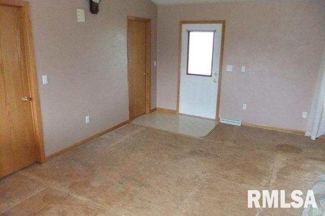11345 Devils Creek Road Blue Grass, IA 52726 - Photo 7 of 9 Gallery Image 7