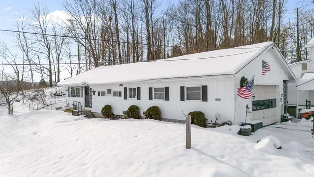 $325,000 | 167 Water Tower Rd Fork, Enosburg Falls, VT 05450