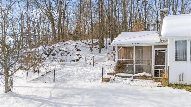 $325,000 | 167 Water Tower Rd Fork, Enosburg Falls, VT 05450
