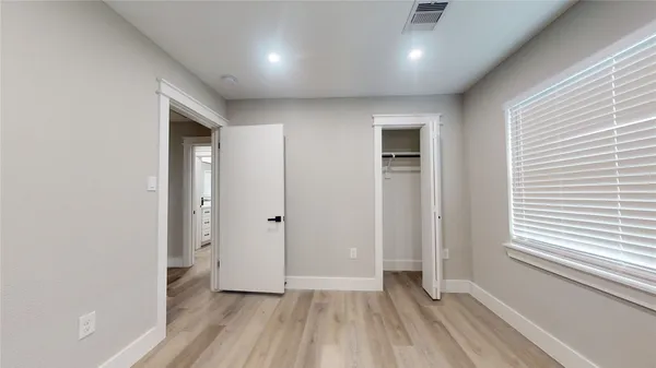 $2,000 | 6606 Granite Street, Houston, TX 77092