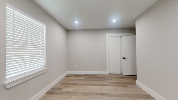 $2,000 | 6606 Granite Street, Houston, TX 77092