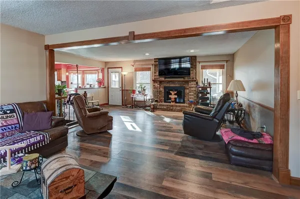$574,900 | 4522 North Koger Road, Sibley, MO 64088