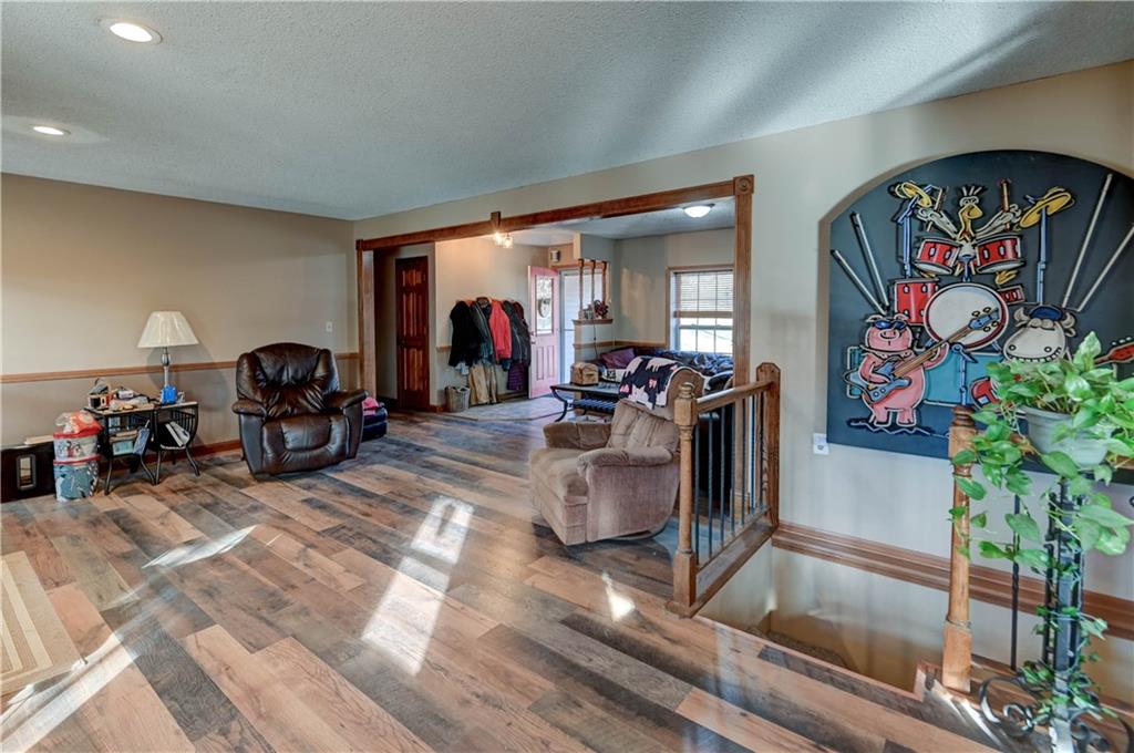 4522 North Koger Road Sibley, MO 64088 - Photo 13 of 46