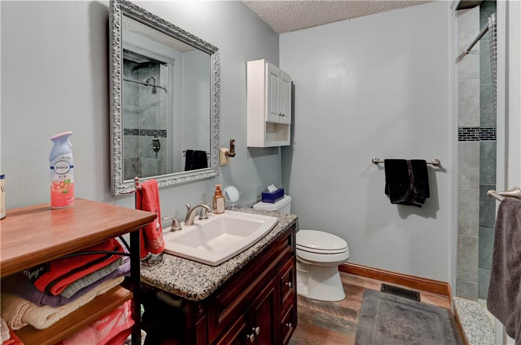 4522 North Koger Road Sibley, MO 64088 - Photo 25 of 46