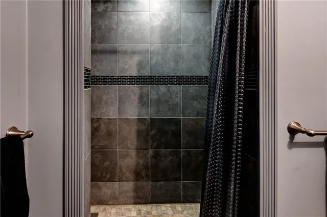 $579,900 | 4522 North Koger Road, Sibley, MO 64088