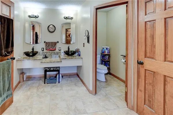 $574,900 | 4522 North Koger Road, Sibley, MO 64088