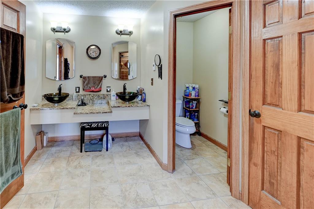 4522 North Koger Road Sibley, MO 64088 - Photo 33 of 46