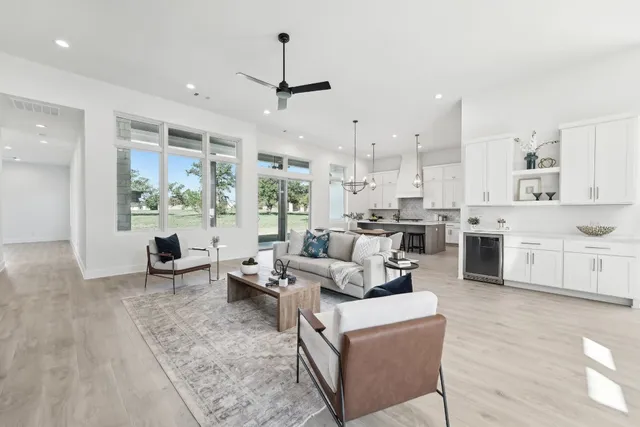 $1,120,000 | 116 Mitchell Creek Drive, Horseshoe Bay, TX 78657