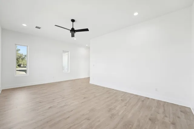 $1,120,000 | 116 Mitchell Creek Drive, Horseshoe Bay, TX 78657