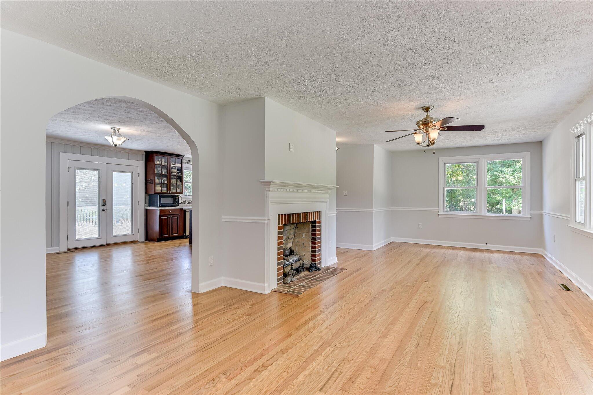 1896 Highway 23 Edgefield, SC 29824 - Photo 4 of 59