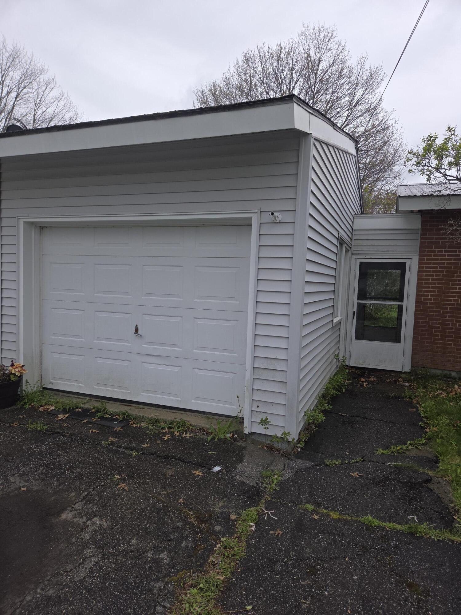 10 Maxwell Lane Bangor, ME 04401 - Photo 28 of 30 20260515_095529