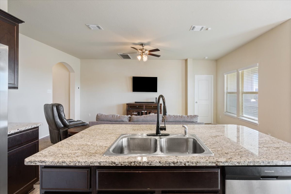 829 Ibis Falls Loop Jarrell, TX 76537 - Photo 13 of 26