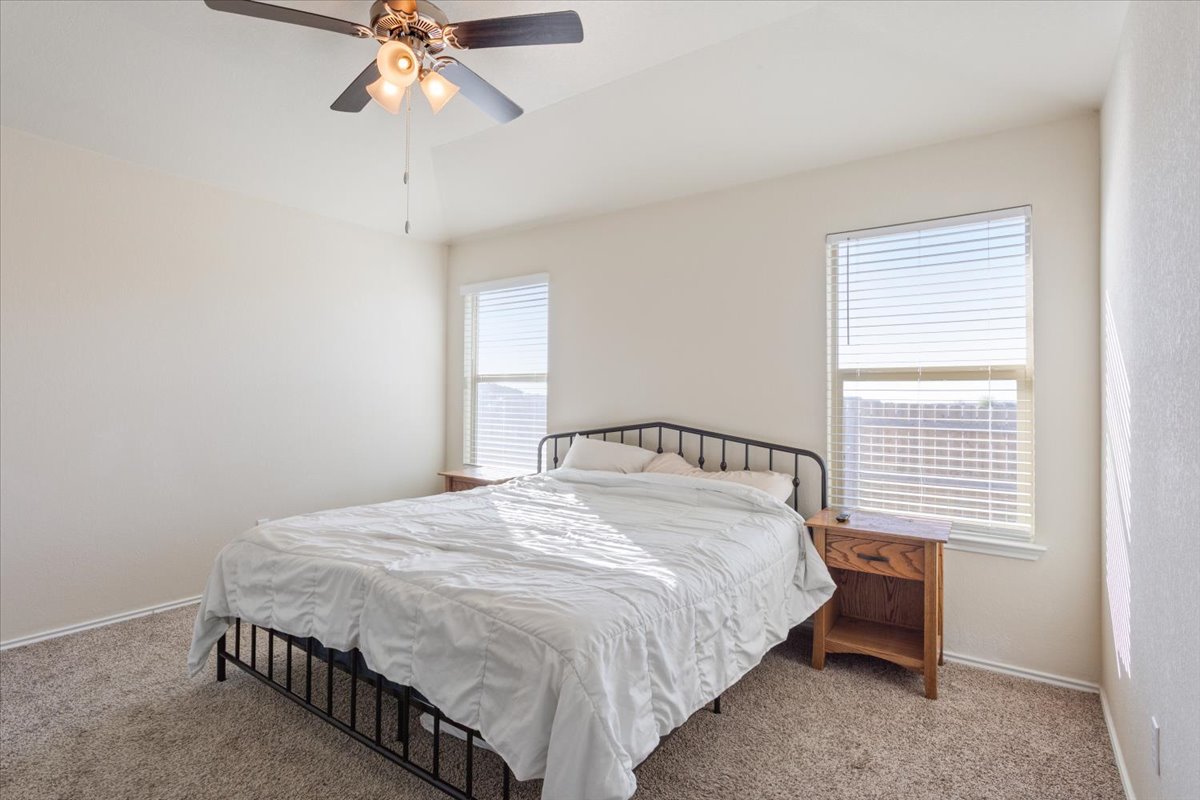 829 Ibis Falls Loop Jarrell, TX 76537 - Photo 15 of 26