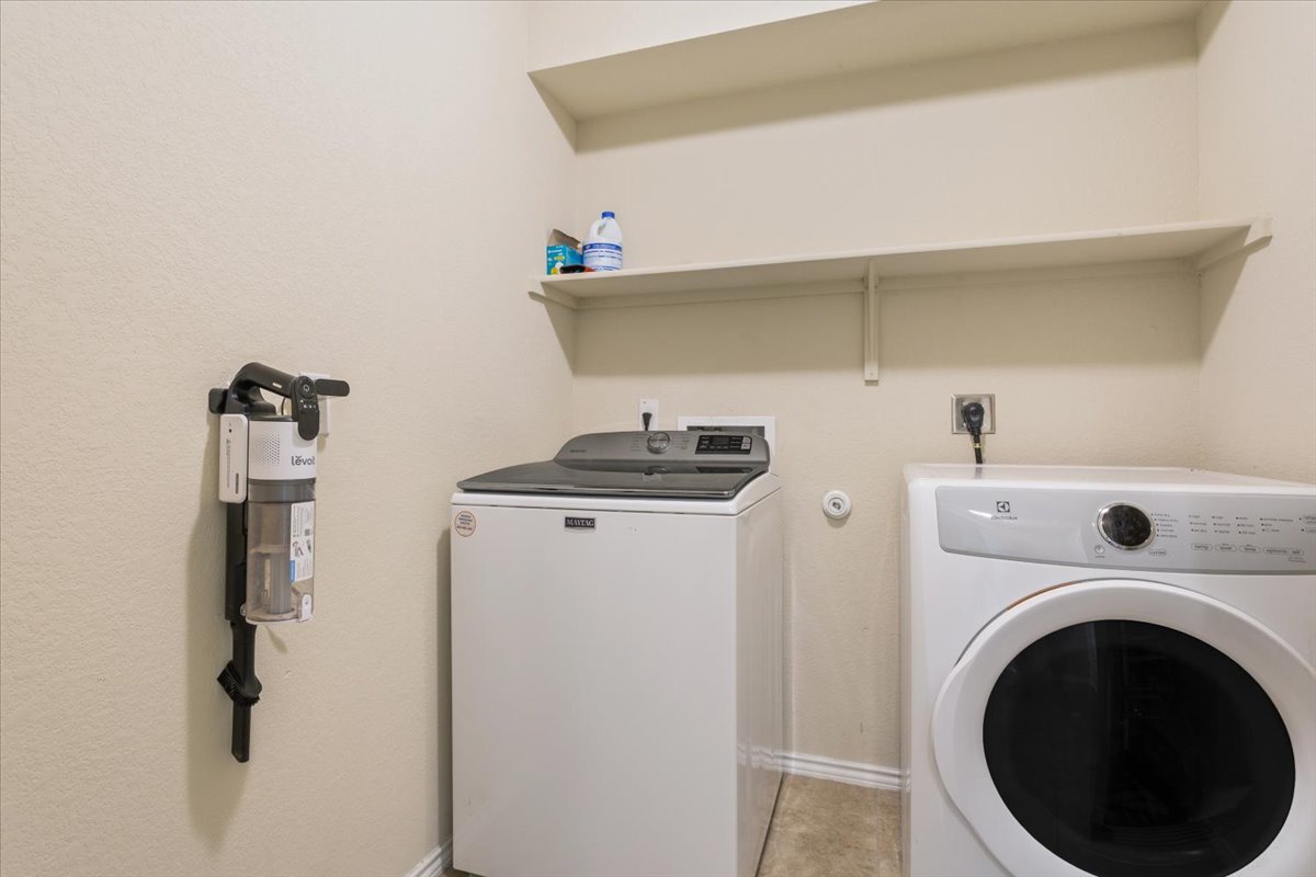 829 Ibis Falls Loop Jarrell, TX 76537 - Photo 23 of 26