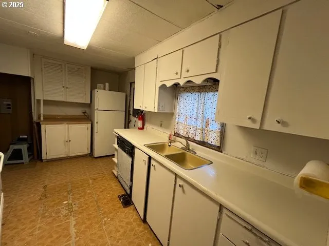 $3,500 | 5355 River Road North, Unit 78, Keizer, OR 97303