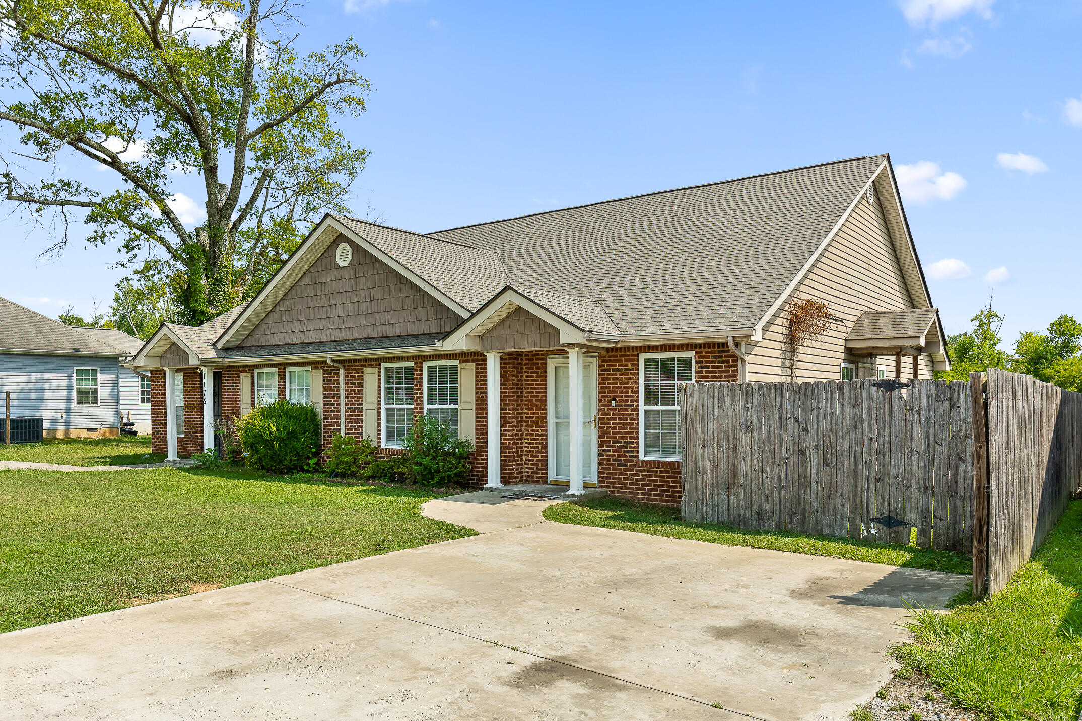 1174 North Moore Road Chattanooga, TN 37411 - Photo 3 of 25 NMoore-30