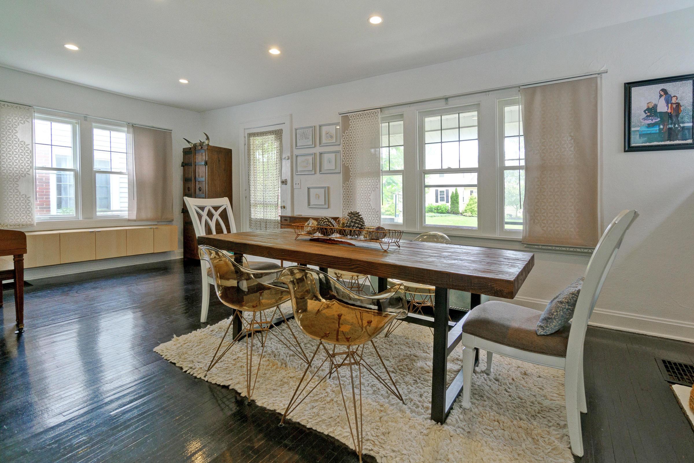 795 South Cassingham Road Columbus, OH 43209 - Photo 4 of 34