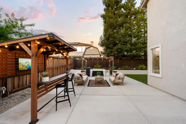 $1,200,000 | 6406 Cosmos Court, Rocklin, CA 95677