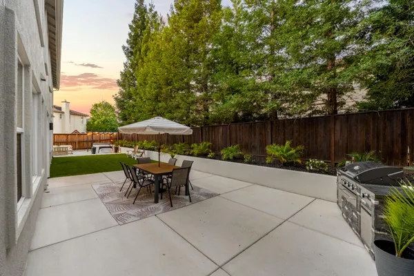 $1,200,000 | 6406 Cosmos Court, Rocklin, CA 95677