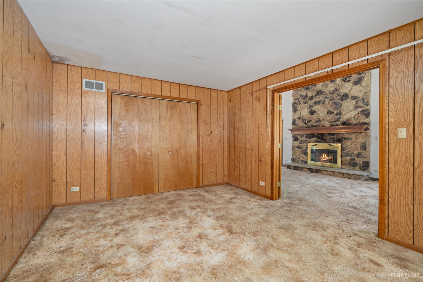 28W678 Warrenville Road Warrenville, IL 60555 - Photo 12 of 21 a view of an empty room with a window