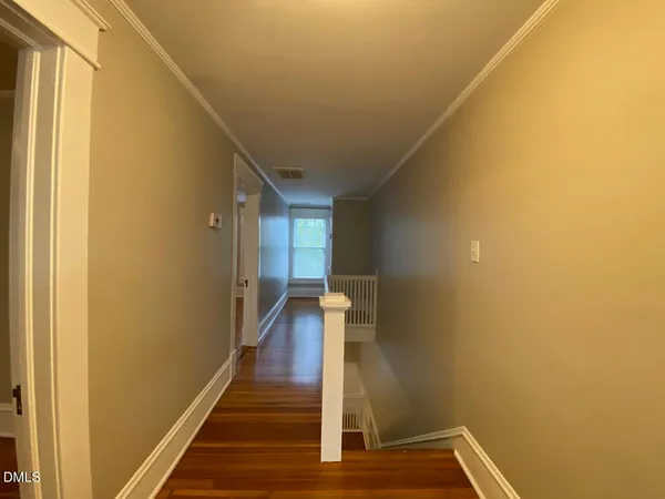 $1,700 | 401 1/2 North Gregson Street, Durham, NC 27701