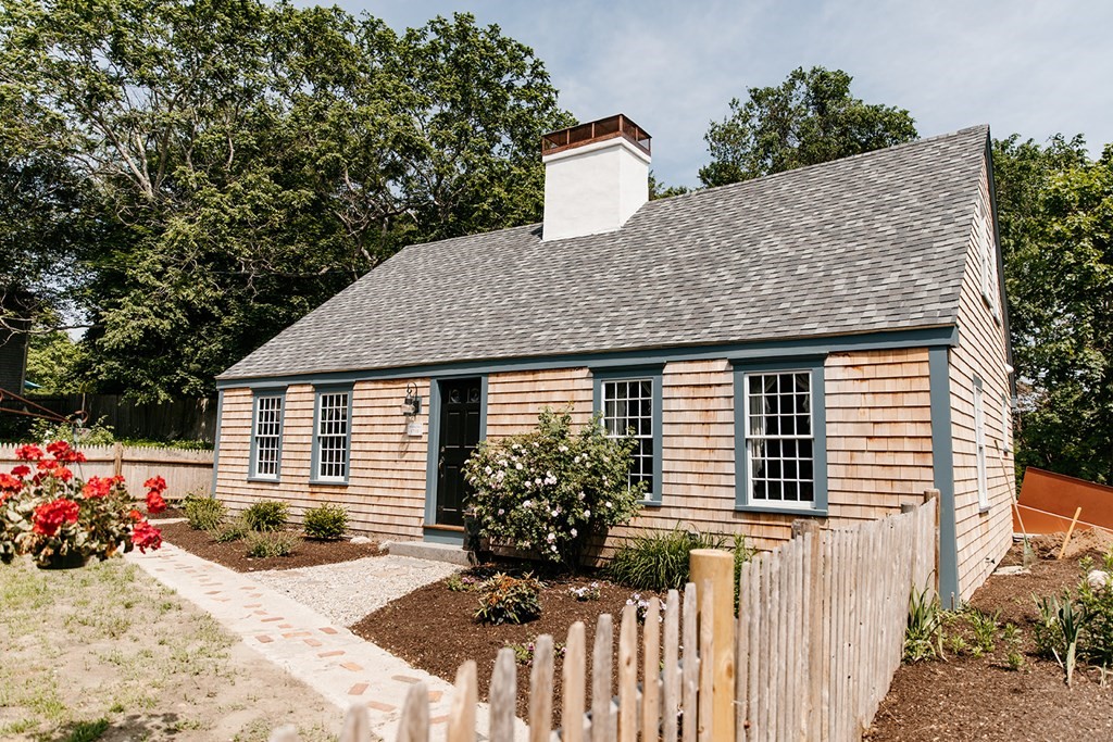 21 Crescent Plympton Ma Plympton, MA 02367 - Photo 1 of 42