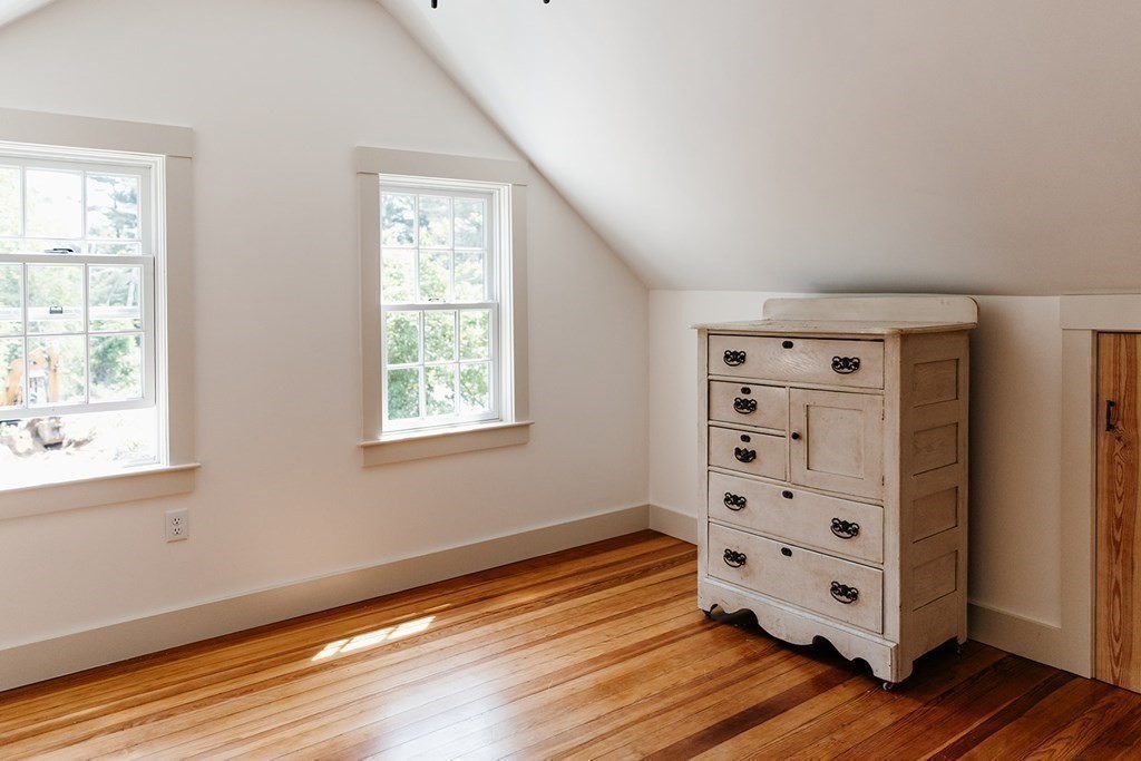 21 Crescent Plympton Ma Plympton, MA 02367 - Photo 35 of 42