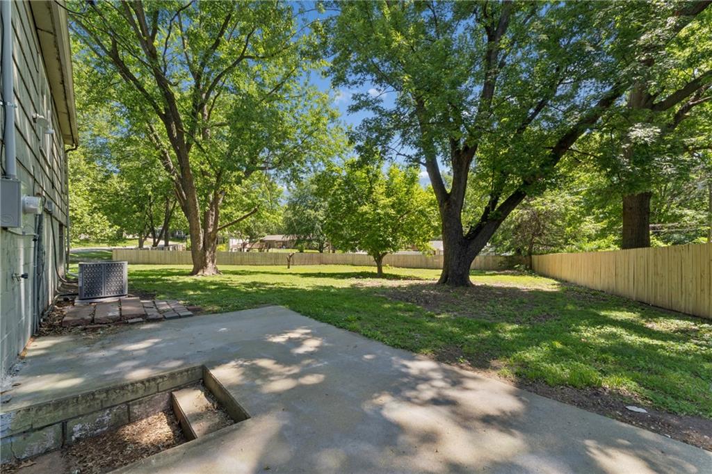 5809 Ralston Avenue Raytown, MO 64133 - Photo 41 of 43