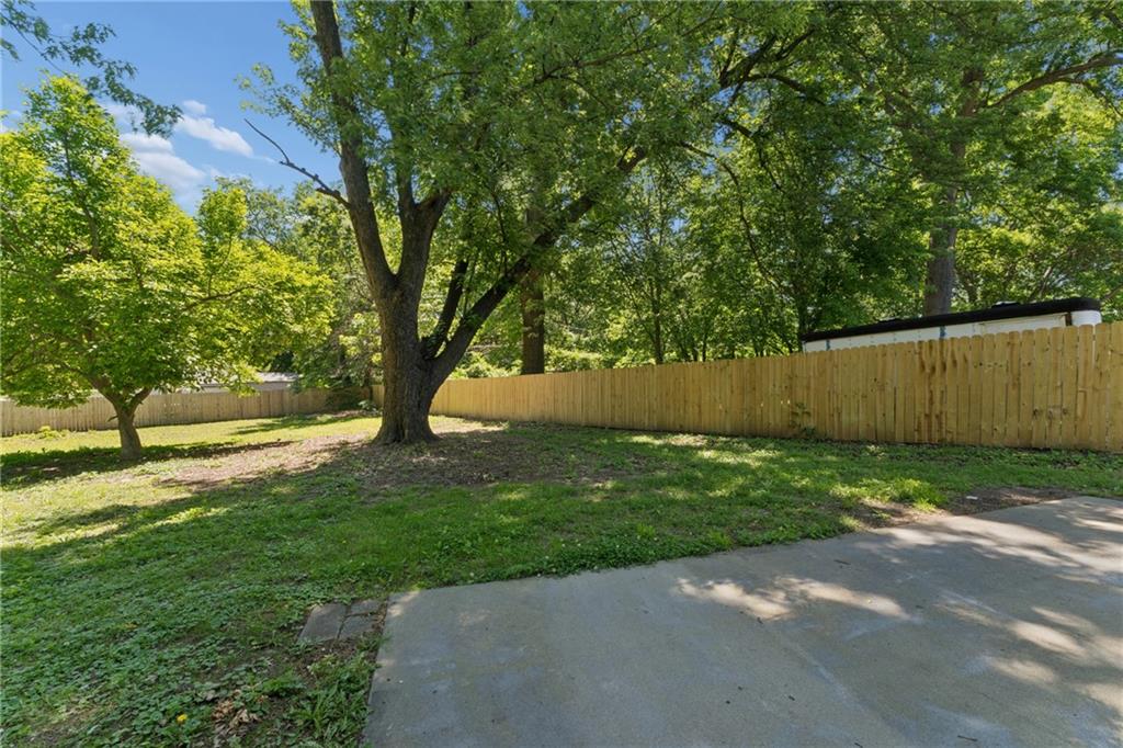5809 Ralston Avenue Raytown, MO 64133 - Photo 42 of 43