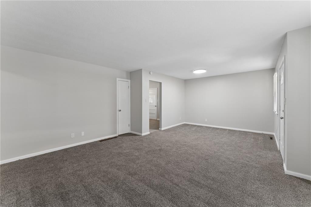 5809 Ralston Avenue Raytown, MO 64133 - Photo 10 of 43