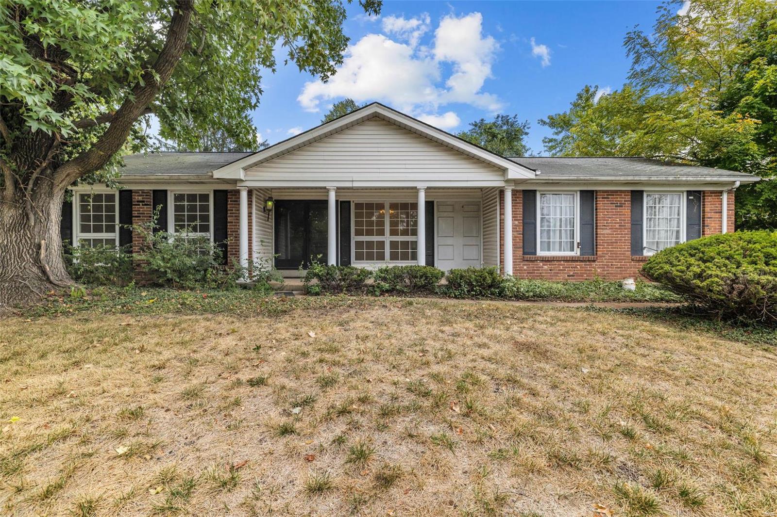 14575 Ladue Road Chesterfield, MO 63017 - Photo 1 of 64