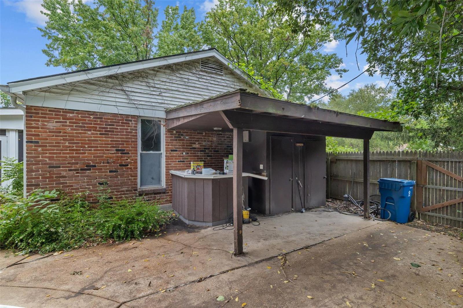 14575 Ladue Road Chesterfield, MO 63017 - Photo 13 of 64
