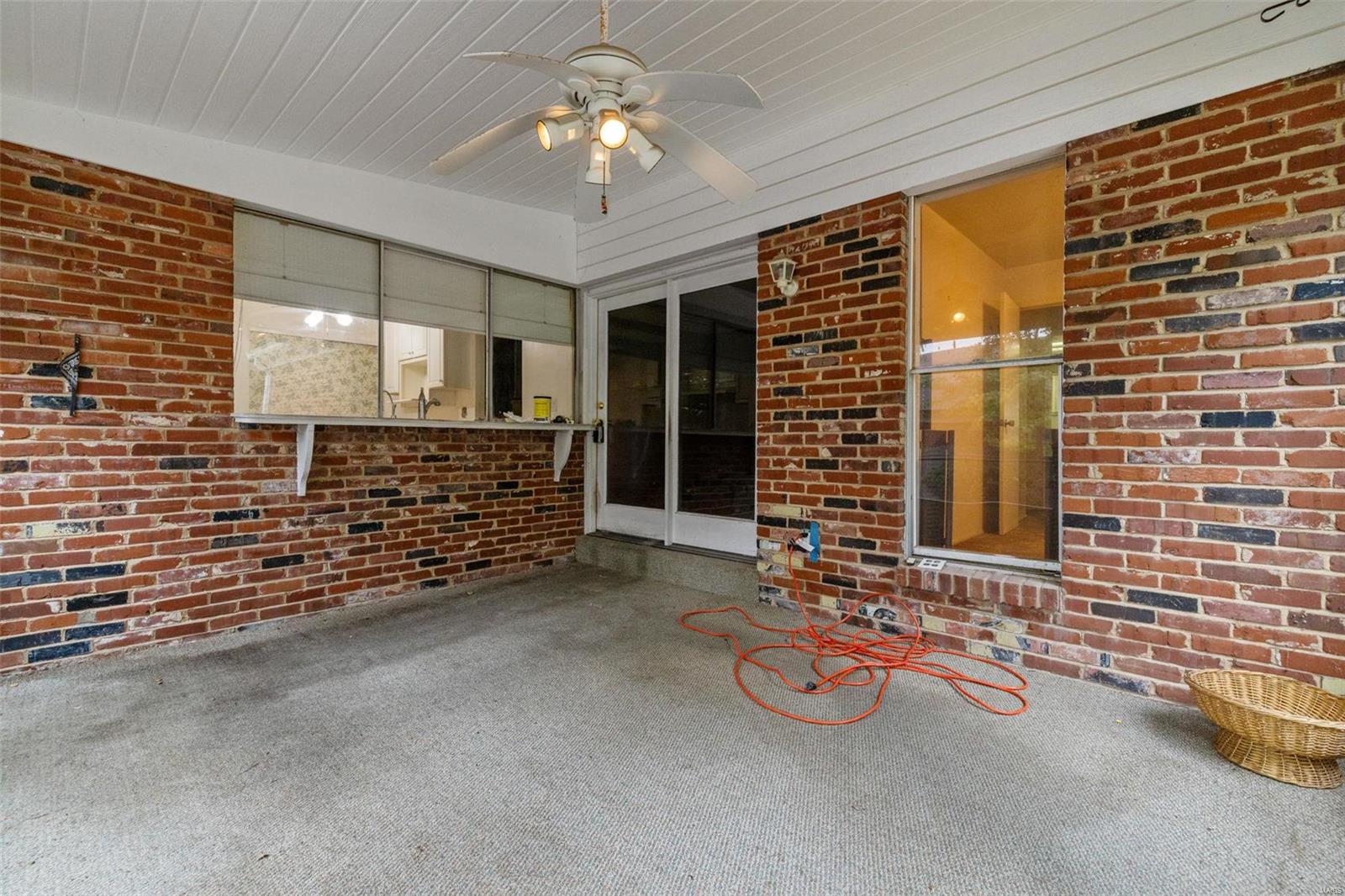 14575 Ladue Road Chesterfield, MO 63017 - Photo 16 of 64