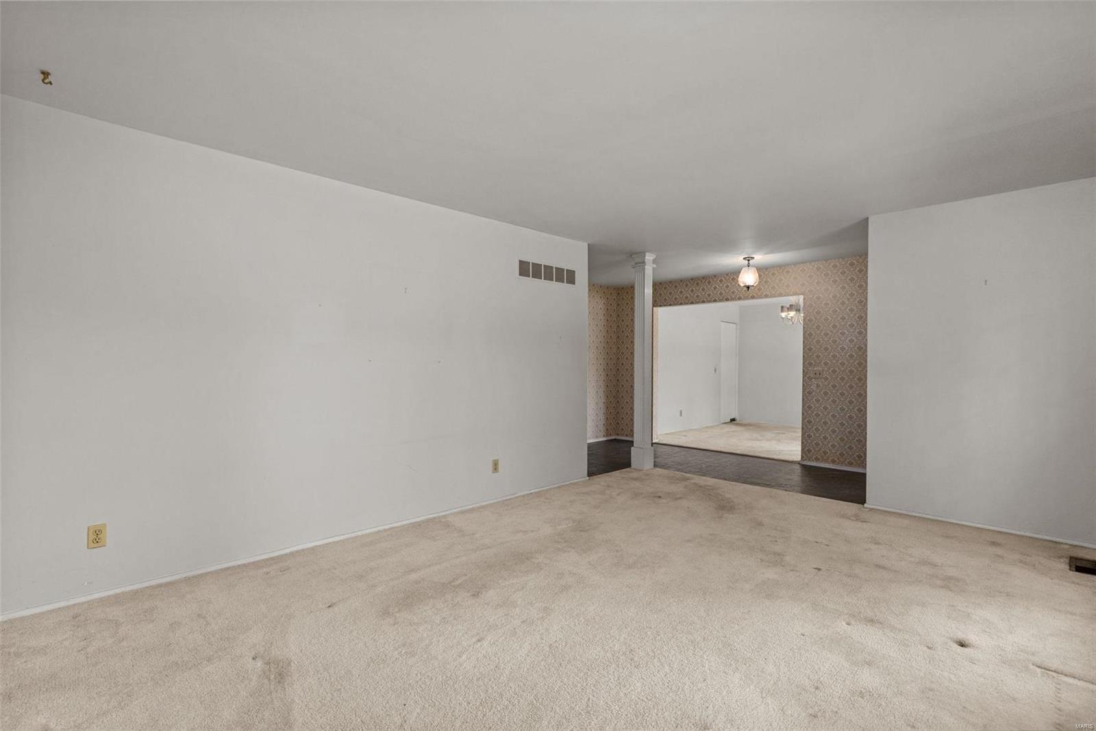 14575 Ladue Road Chesterfield, MO 63017 - Photo 25 of 64