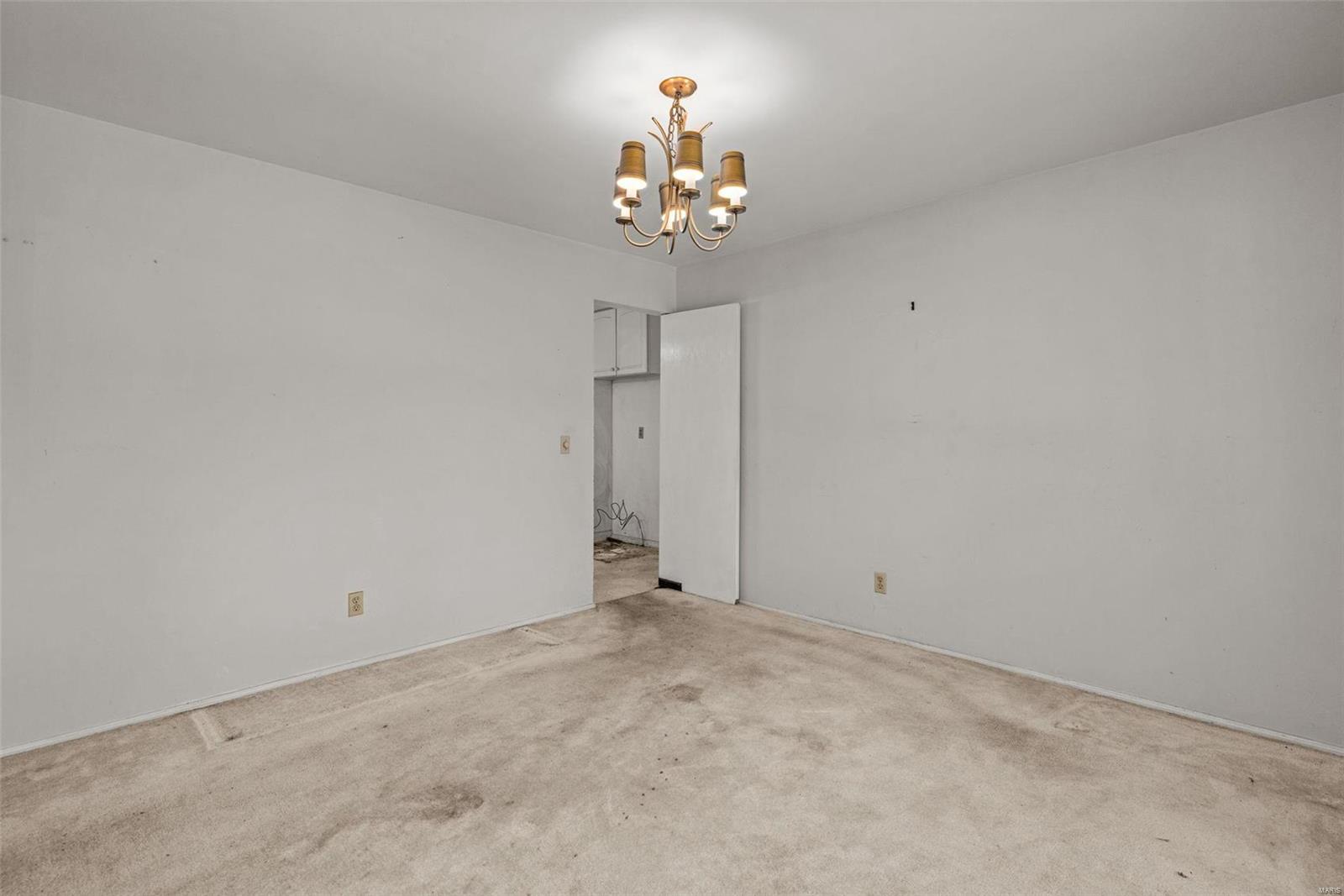 14575 Ladue Road Chesterfield, MO 63017 - Photo 27 of 64