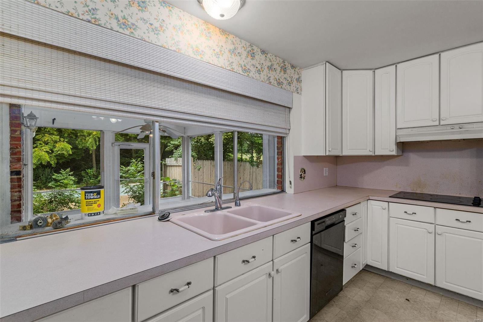 14575 Ladue Road Chesterfield, MO 63017 - Photo 33 of 64