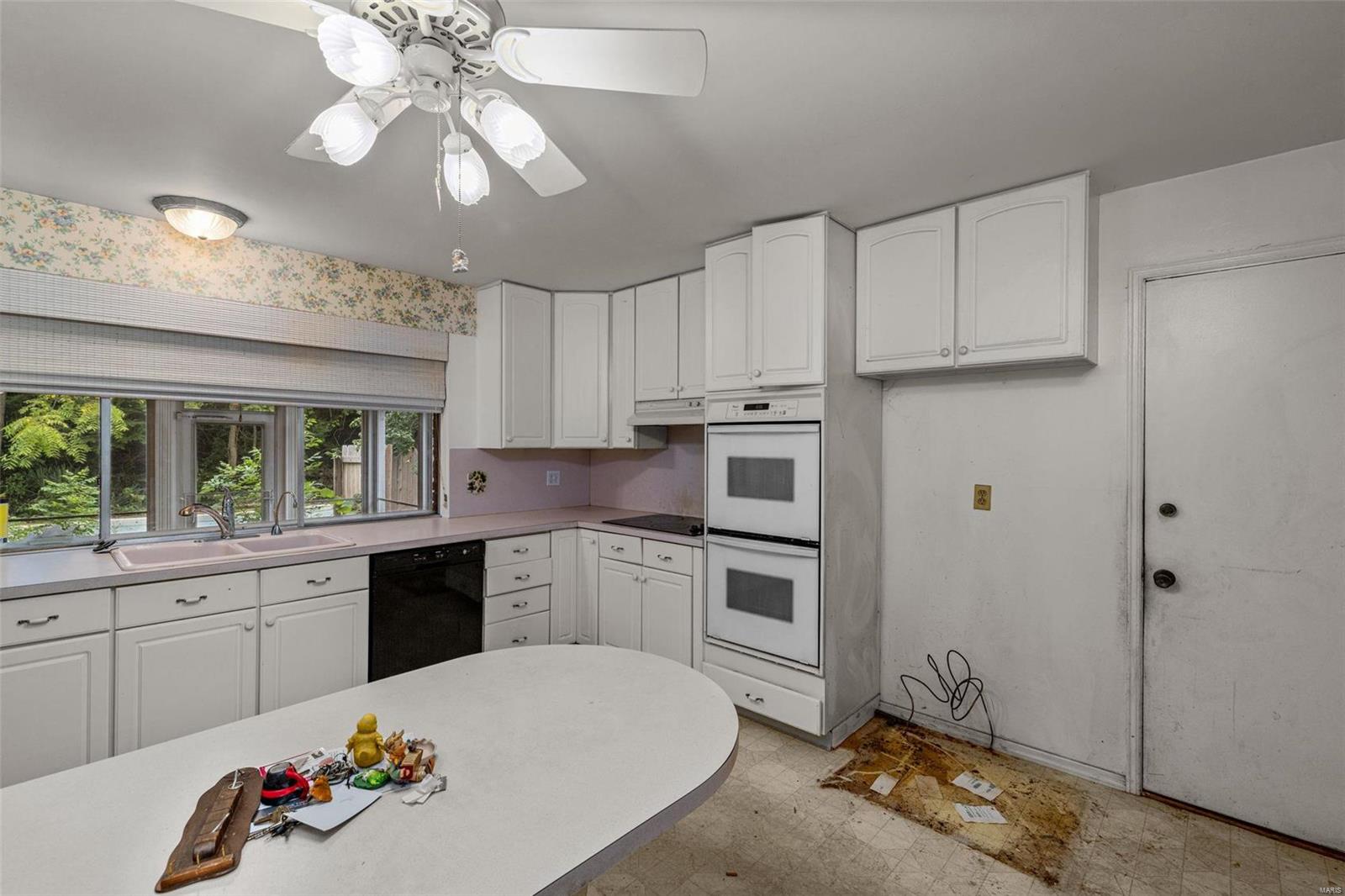 14575 Ladue Road Chesterfield, MO 63017 - Photo 34 of 64