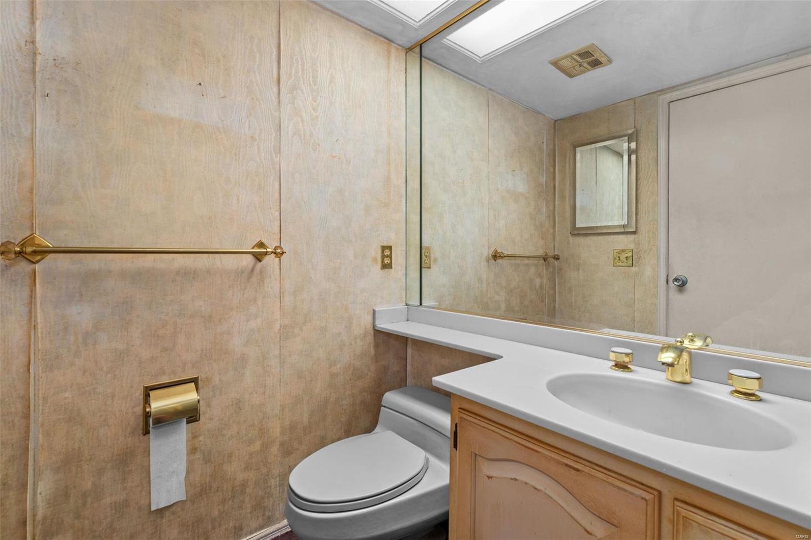 14575 Ladue Road Chesterfield, MO 63017 - Photo 46 of 64