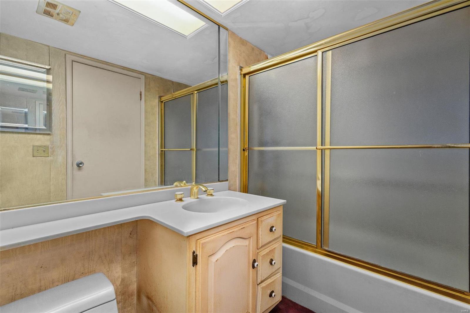 14575 Ladue Road Chesterfield, MO 63017 - Photo 47 of 64