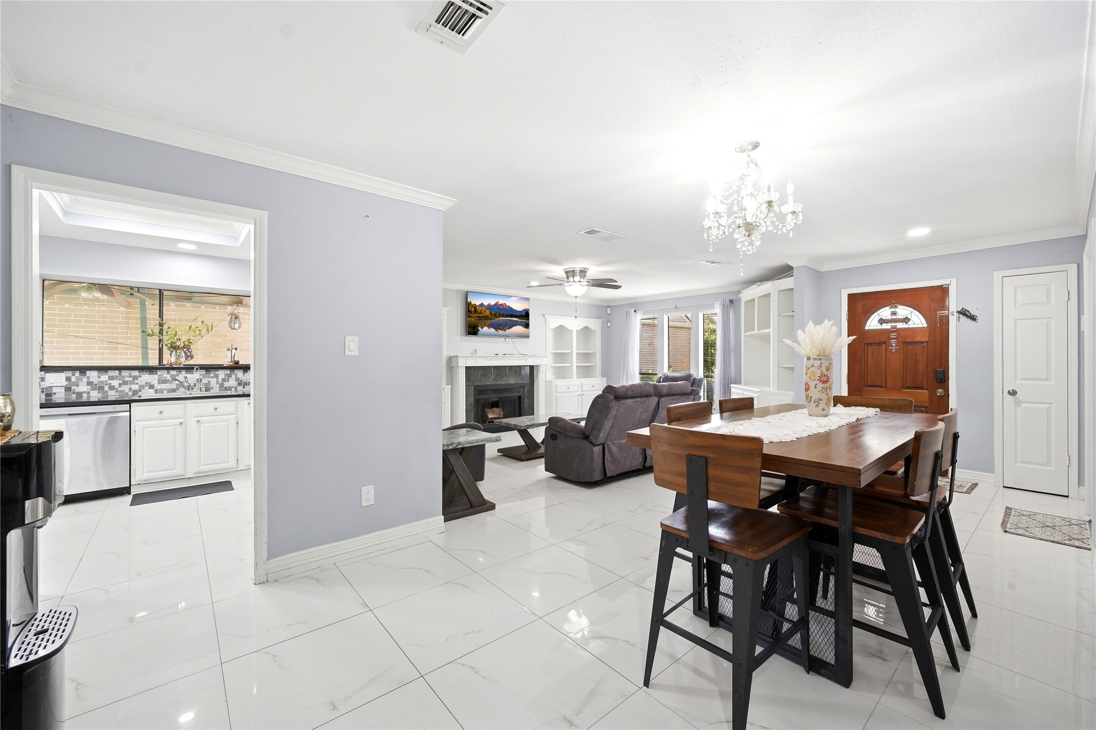 8226 Misty Ridge Lane Houston, TX 77071 - Photo 11 of 37