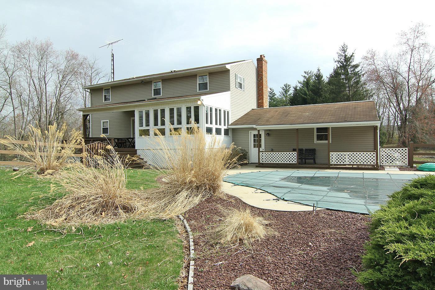3246 Bert Koontz Road Taneytown, MD 21787 - Photo 15 of 25 Exterior (Rear)