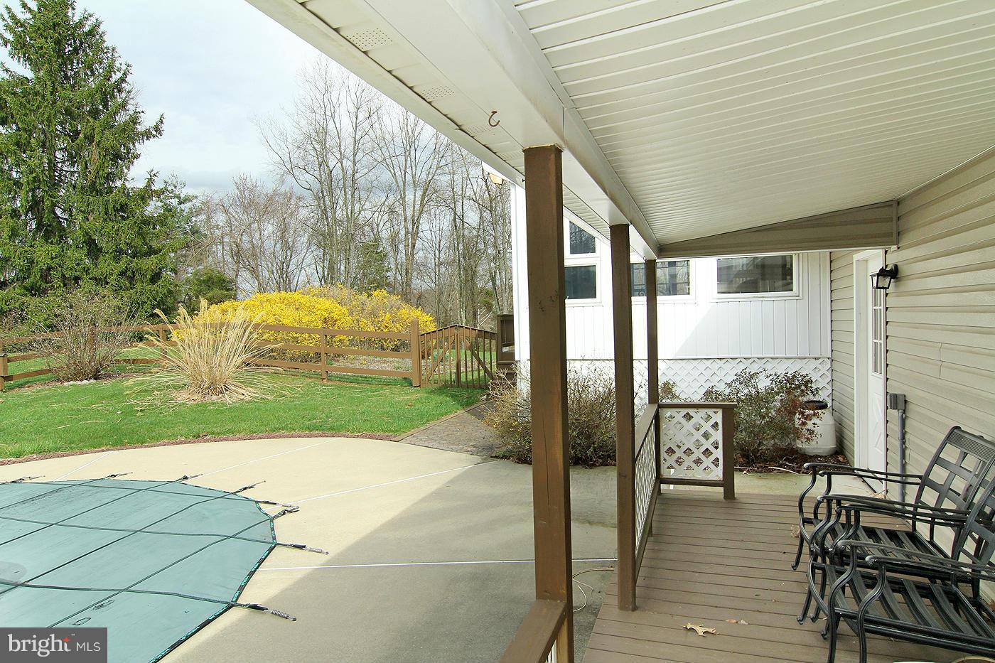 3246 Bert Koontz Road Taneytown, MD 21787 - Photo 16 of 25 Exterior (Rear)