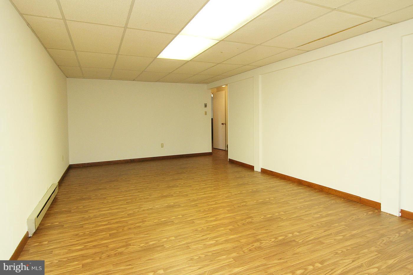 3246 Bert Koontz Road Taneytown, MD 21787 - Photo 19 of 25 Interior (General)