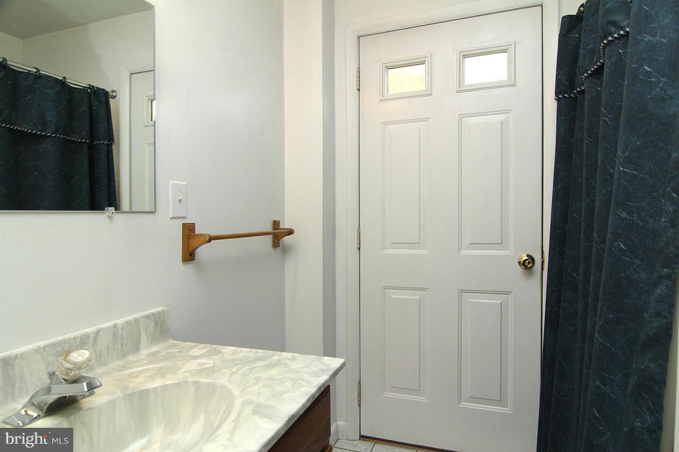 3246 Bert Koontz Road Taneytown, MD 21787 - Photo 20 of 25 Bath