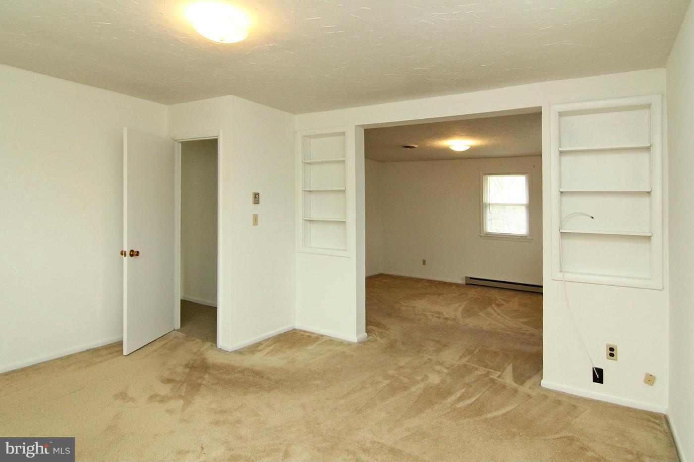 3246 Bert Koontz Road Taneytown, MD 21787 - Photo 10 of 25 Bedroom (Master)