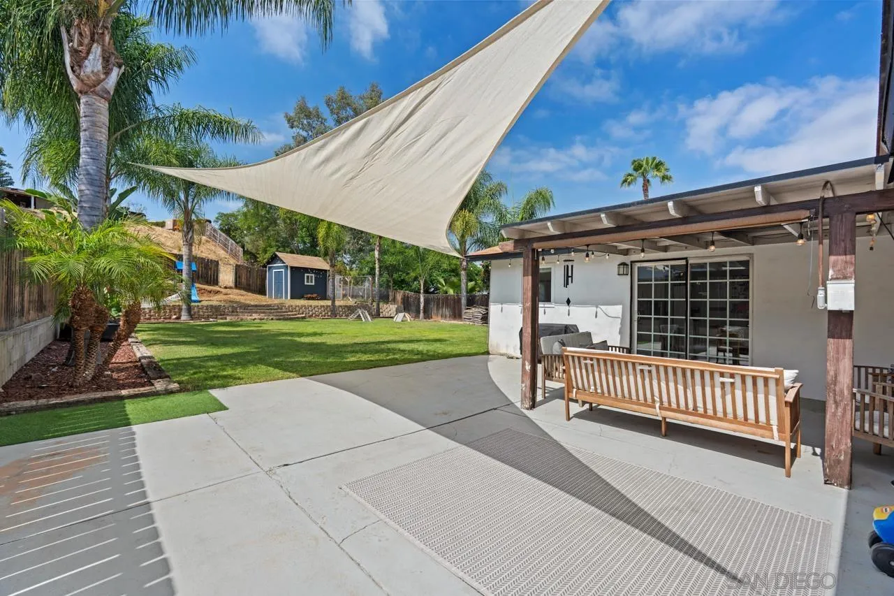 9126 Heatherdale Street Santee, CA 92071 - Photo 14 of 20