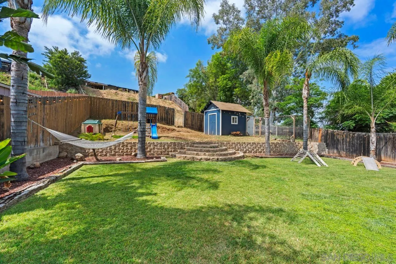 9126 Heatherdale Street Santee, CA 92071 - Photo 15 of 20