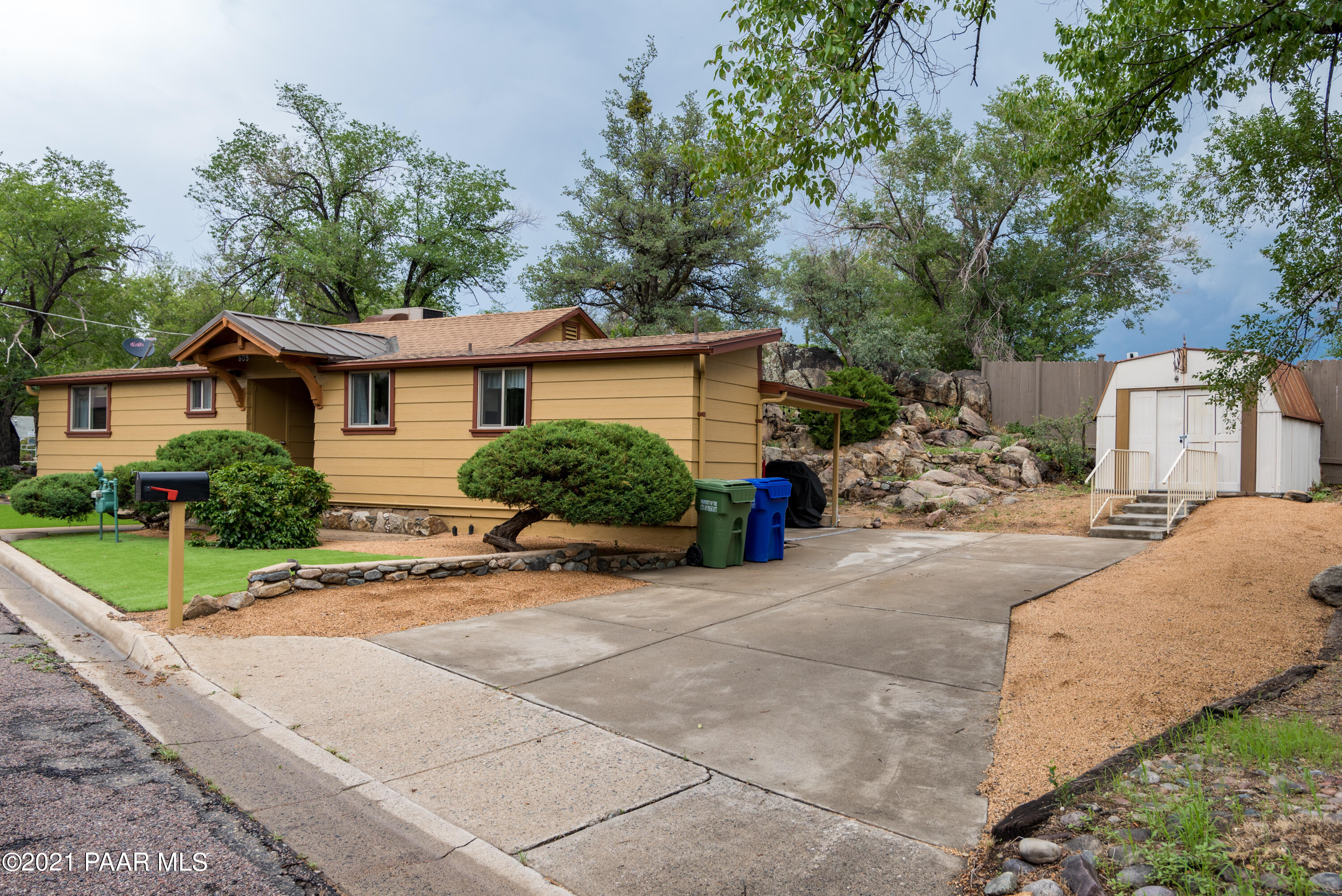 605 Ruth Street Prescott, AZ 86301 - Photo 2 of 28 DSC_2473