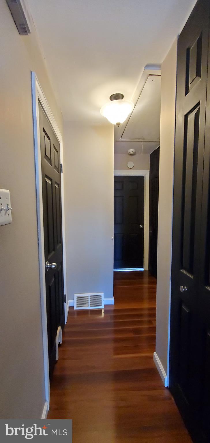 12017 Tyrone Road Philadelphia, PA 19154 - Photo 15 of 33